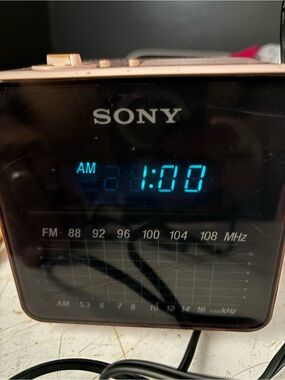 Sony Dream Machine ICF-C10W Pink Cube AM FM Alarm Clock Radio Retro Y2K 1980